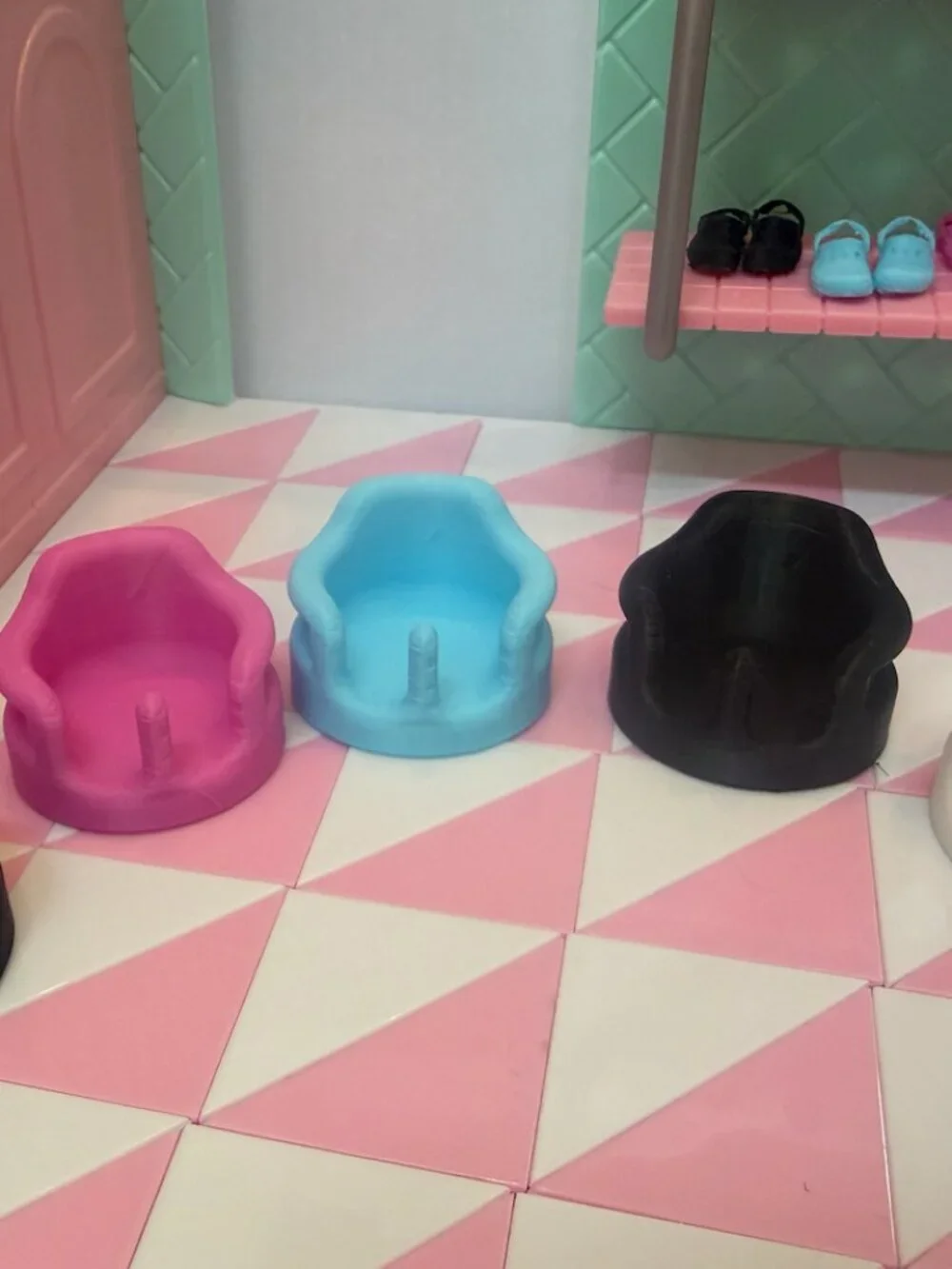 Bumbo Baby Seat for Mini Dolls | Mini ZURU Accessory - Set of 2 Black Color